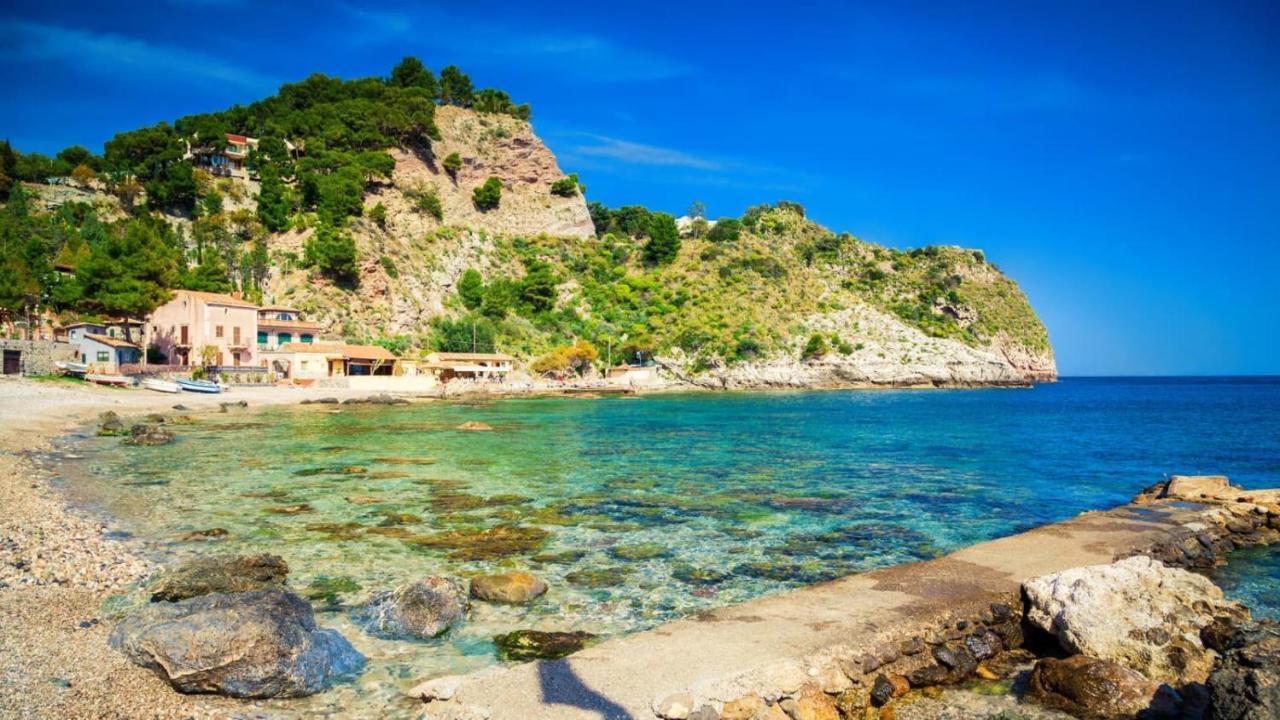 Greek Theater - Sea View Apartment Таорміна Екстер'єр фото