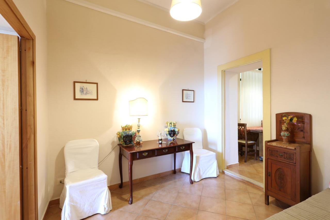 Greek Theater - Sea View Apartment Таорміна Екстер'єр фото