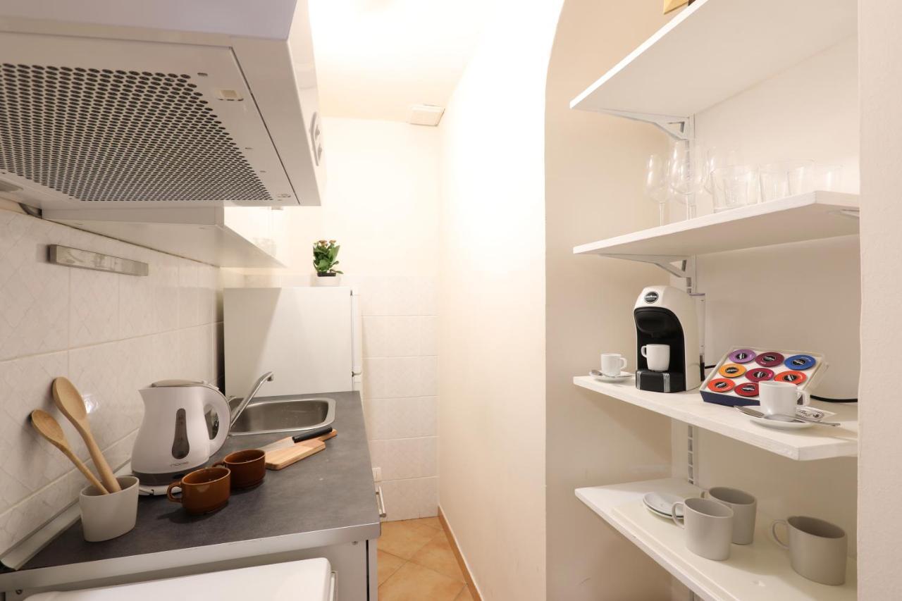 Greek Theater - Sea View Apartment Таорміна Екстер'єр фото